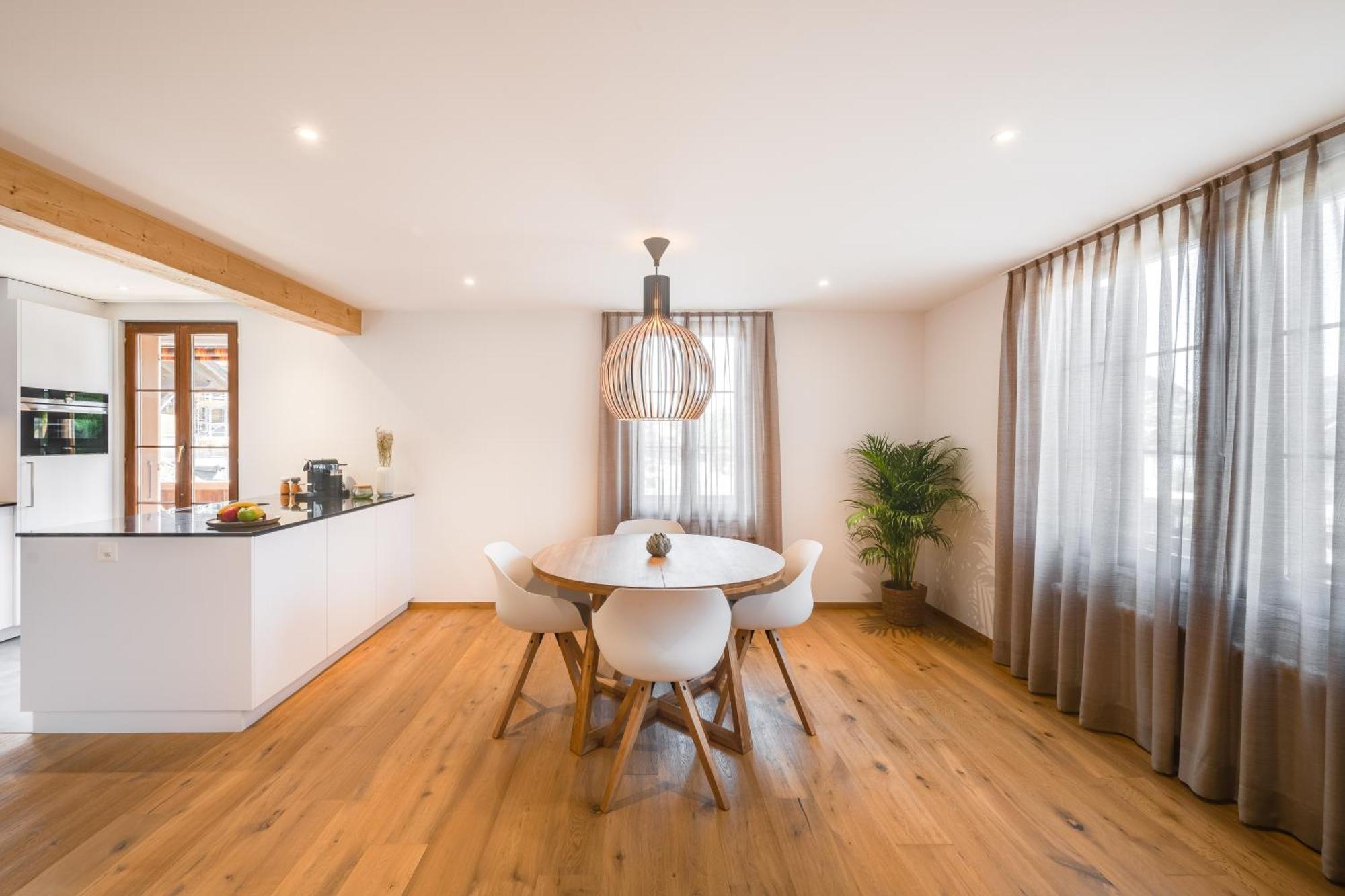 Bijou Side - Mit Seesicht Und Privatstrand Appartement Faulensee