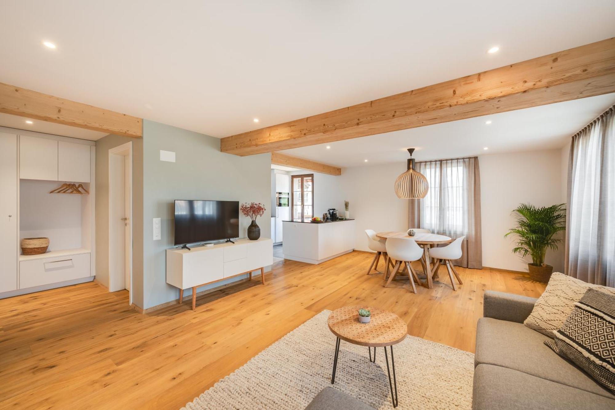 Bijou Side - Mit Seesicht Und Privatstrand Faulensee